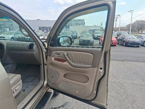 Used 2007 Toyota Sequoia Limited image 17