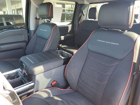 New 2025 Ford F250 Lariat w/ Lariat Ultimate Package image 24