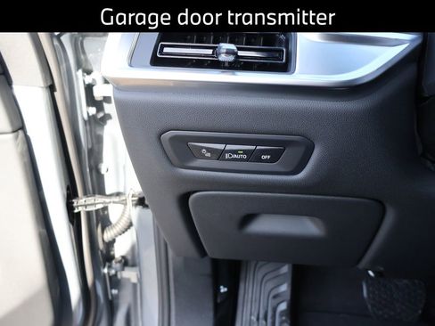 New 2026 BMW X5 xDrive50e image 39