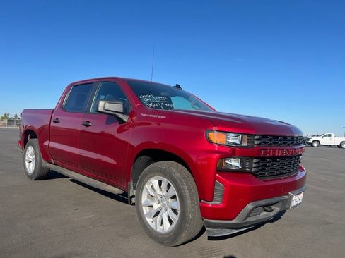 Used 2022 Chevrolet Silverado 1500 Custom RWD image 2