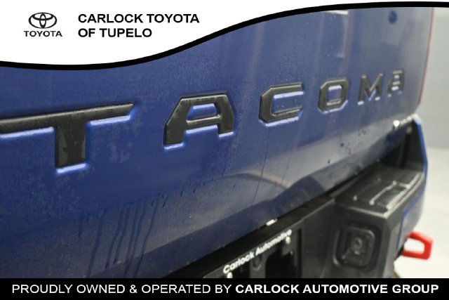 Used 2025 Toyota Tacoma TRD Off-Road AWD/4WD image 13