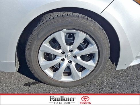 Used 2023 Toyota Corolla LE image 8