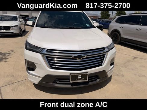 Used 2023 Chevrolet Traverse Premier image 7