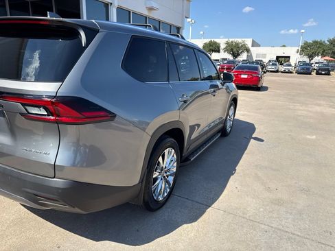 Used 2026 Toyota Grand Highlander AWD image 16
