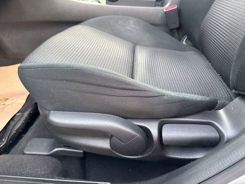 Used 2012 MAZDA MAZDA3 i Touring image 11