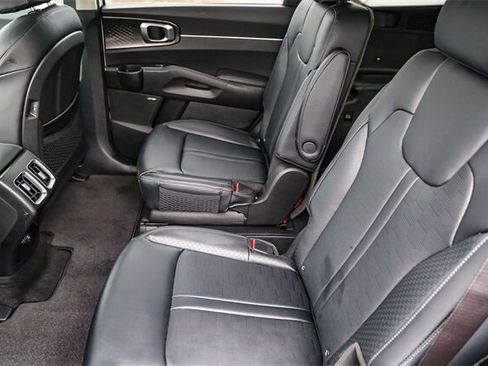New 2026 Kia Sorento EX w/ EX Premium Package image 13