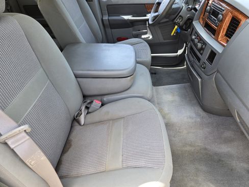 Used 2006 Dodge Ram 1500 Truck SLT RWD image 10