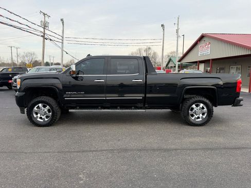 Used 2015 GMC Sierra 3500 Denali w/ Duramax Plus Package image 24