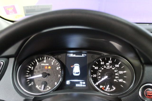 Used 2017 Nissan Rogue SV FWD image 18