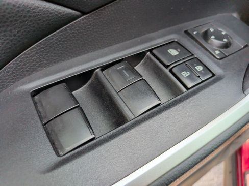 Used 2019 Toyota RAV4 XLE w/ All Weather Liner Package AWD/4WD image 26