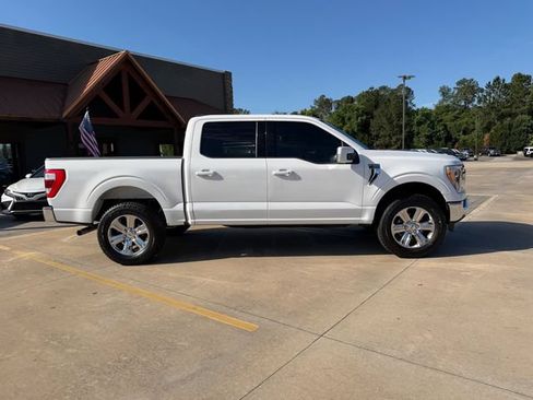 Used 2022 Ford F150 Lariat w/ Trailer Tow Package AWD/4WD image 4