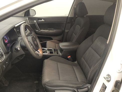 Used 2022 Kia Sportage LX FWD image 17
