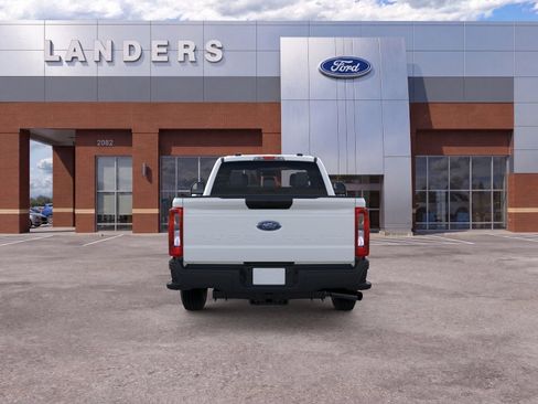 New 2026 Ford F250 XL w/ XL Driver Assist Package RWD image 5