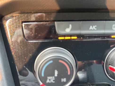 New 2025 Volkswagen Taos S image 22