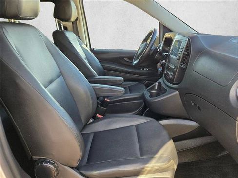 Used 2021 Mercedes-Benz Metris Passenger image 22
