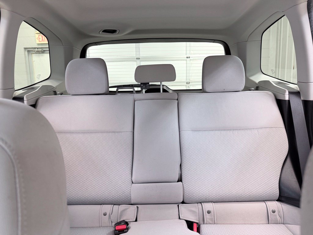 Used 2015 Subaru Forester 2.5i Premium w/ All-Weather Package AWD/4WD image 16
