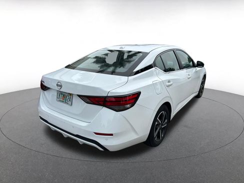 Used 2025 Nissan Sentra SV image 8