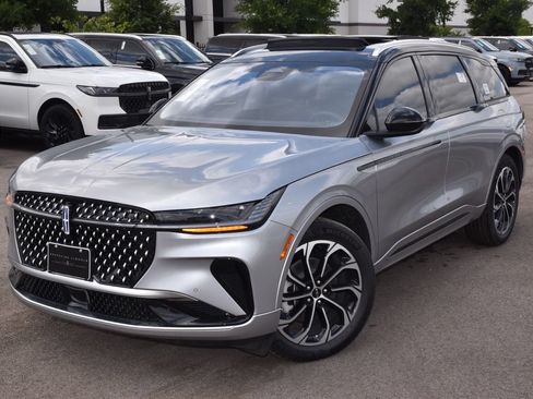 New 2026 Lincoln Nautilus Reserve AWD/4WD image 12