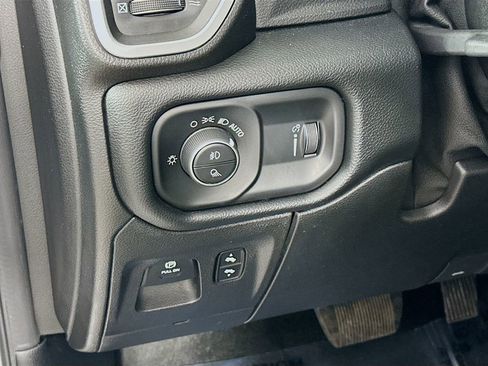 Certified 2020 RAM 1500 Big Horn AWD/4WD image 16