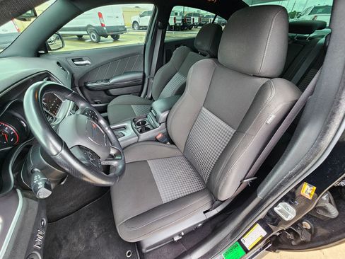 Used 2022 Dodge Charger GT RWD image 15
