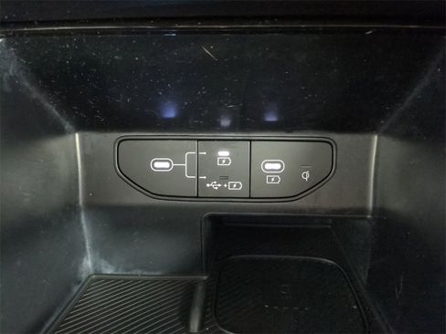 Used 2024 Kia Sorento SX image 28