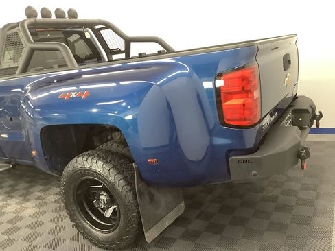 Used 2019 Chevrolet Silverado 3500 High Country w/ Duramax Plus Package image 3