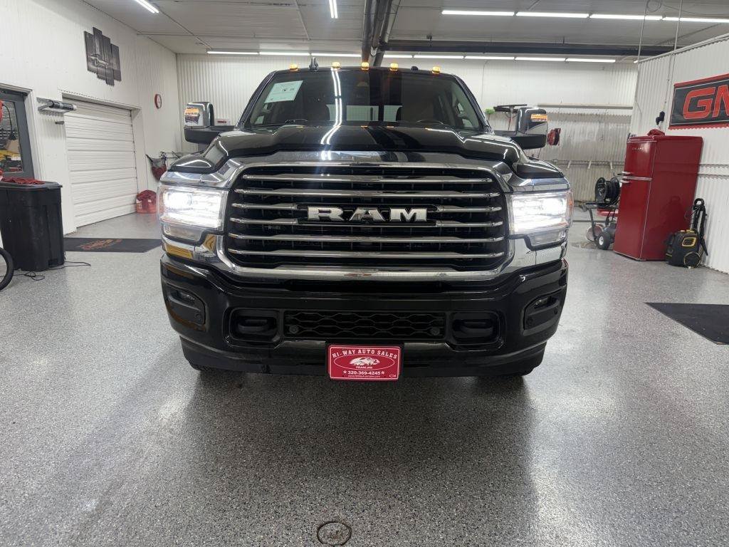 Used 2024 RAM 3500 Limited w/ Safety Group AWD/4WD image 2