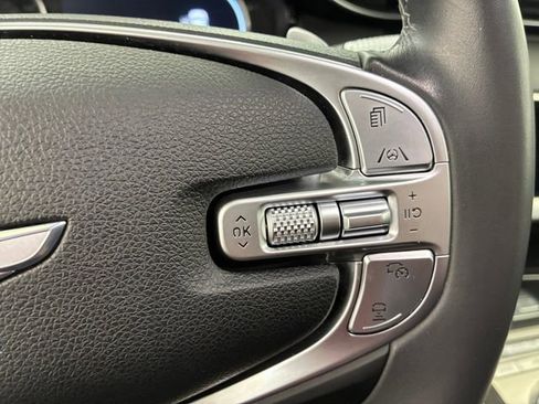 Used 2025 Genesis GV70 2.5T AWD/4WD image 24