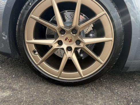 Used 2025 Porsche 911 Carrera image 12