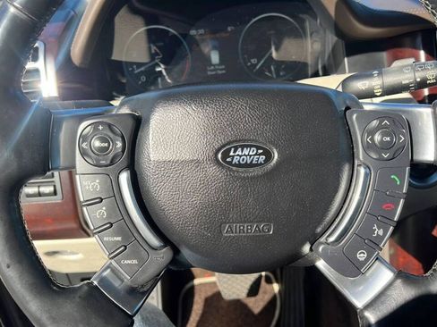 Used 2011 Land Rover Range Rover HSE AWD/4WD image 15