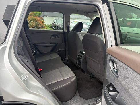 Certified 2023 Nissan Rogue SV image 30