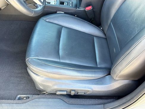 Used 2017 Subaru Outback 2.5i Limited image 25