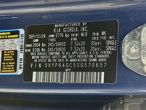 Used 2025 Kia Telluride S FWD image 12