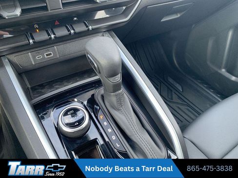 Used 2024 Chevrolet Colorado Trail Boss w/ Advanced Trailering Package AWD/4WD image 21