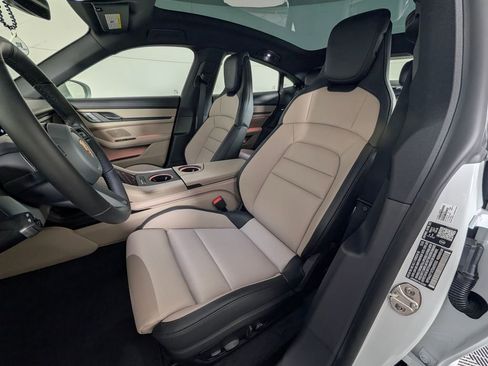 New 2026 Porsche Taycan image 5