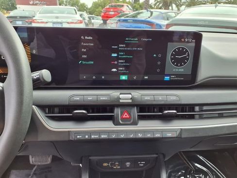 Used 2025 Kia K4 FWD image 20