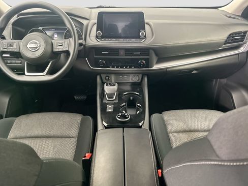 Used 2024 Nissan Rogue SV AWD/4WD image 13