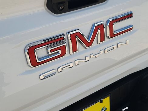 Used 2023 GMC Canyon AT4 AWD/4WD image 32