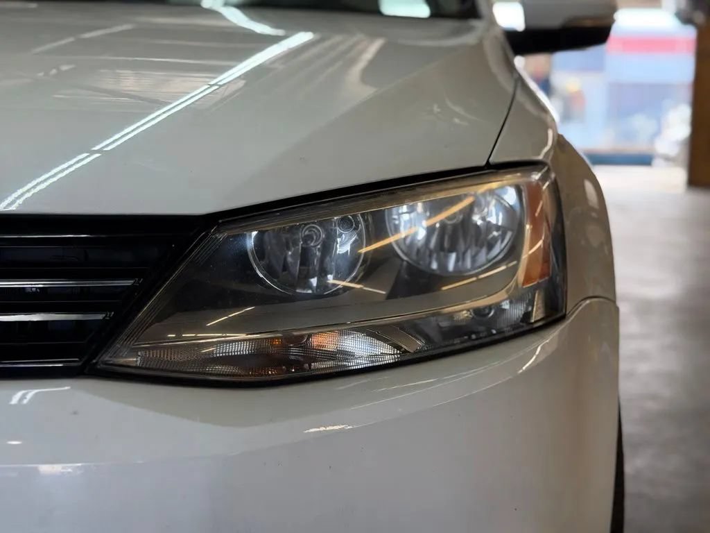 Used 2014 Volkswagen Jetta TDI FWD image 13