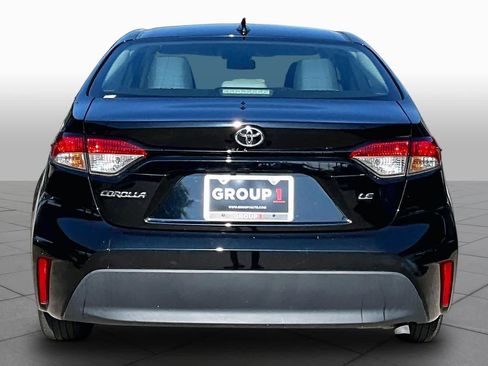 Used 2023 Toyota Corolla LE FWD image 5