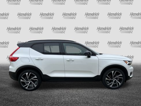 Used 2021 Volvo XC40 T5 R-Design w/ Advanced Package image 10
