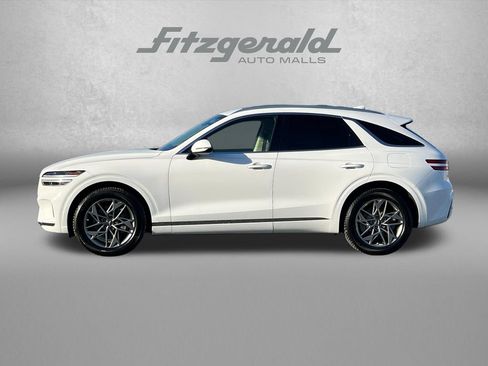 Used 2023 Genesis GV70 2.5T w/ Select Package AWD/4WD image 5