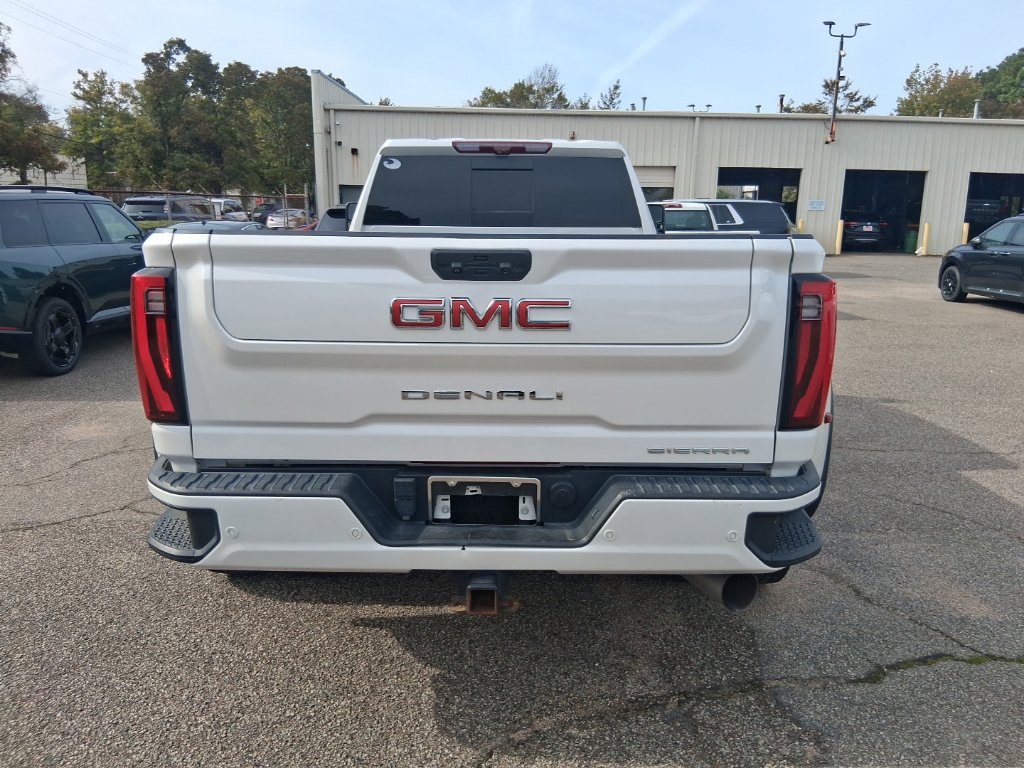 Used 2024 GMC Sierra 3500 Denali w/ Denali Reserve Package AWD/4WD image 6