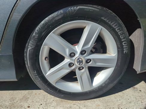 Used 2012 Toyota Camry SE image 22