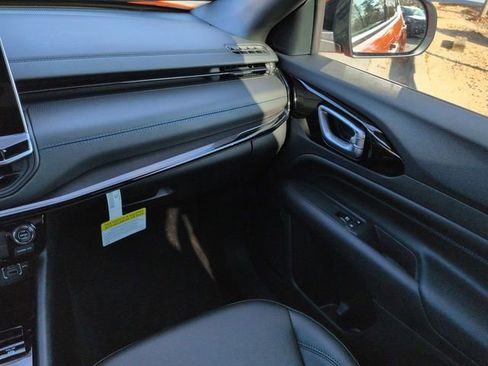 New 2026 Jeep Compass Latitude image 16