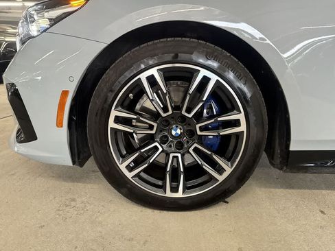 Used 2026 BMW 530i xDrive AWD/4WD image 10