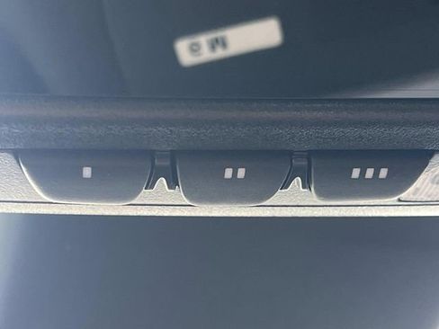 Used 2025 Lexus ES 300h w/ Premium Package FWD image 40