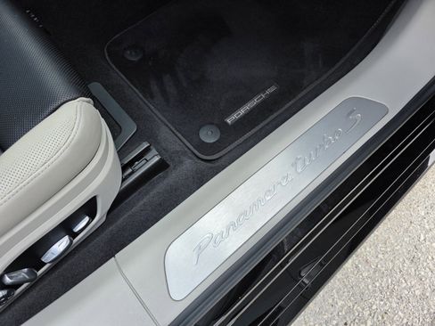 Used 2021 Porsche Panamera Turbo S image 24