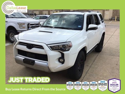 Used 2024 Toyota 4Runner TRD Off-Road Premium w/ Off Road Premium Plus Package AWD/4WD image 1