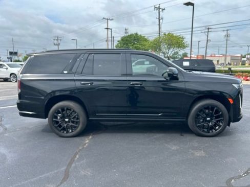 Certified 2024 Cadillac Escalade Sport w/ LPO, ONYX Package AWD/4WD image 5
